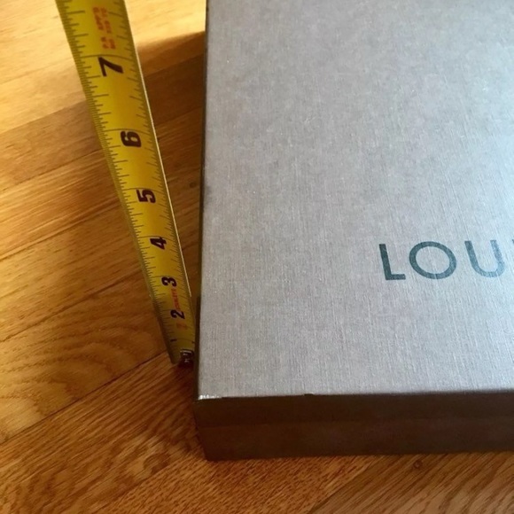 Louis Vuitton LV box and leather string only - Picture 4 of 4